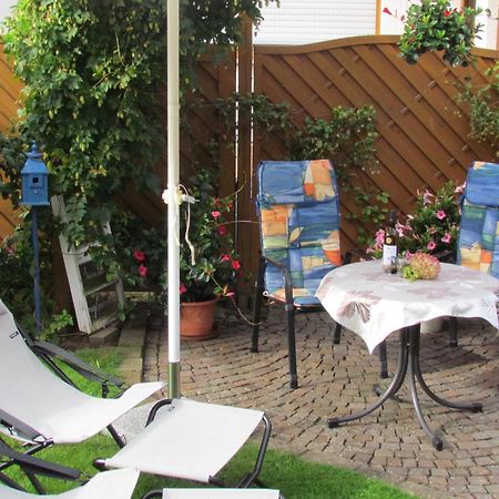 Apartment Im Garten ゲンゲンバッハ エクステリア 写真