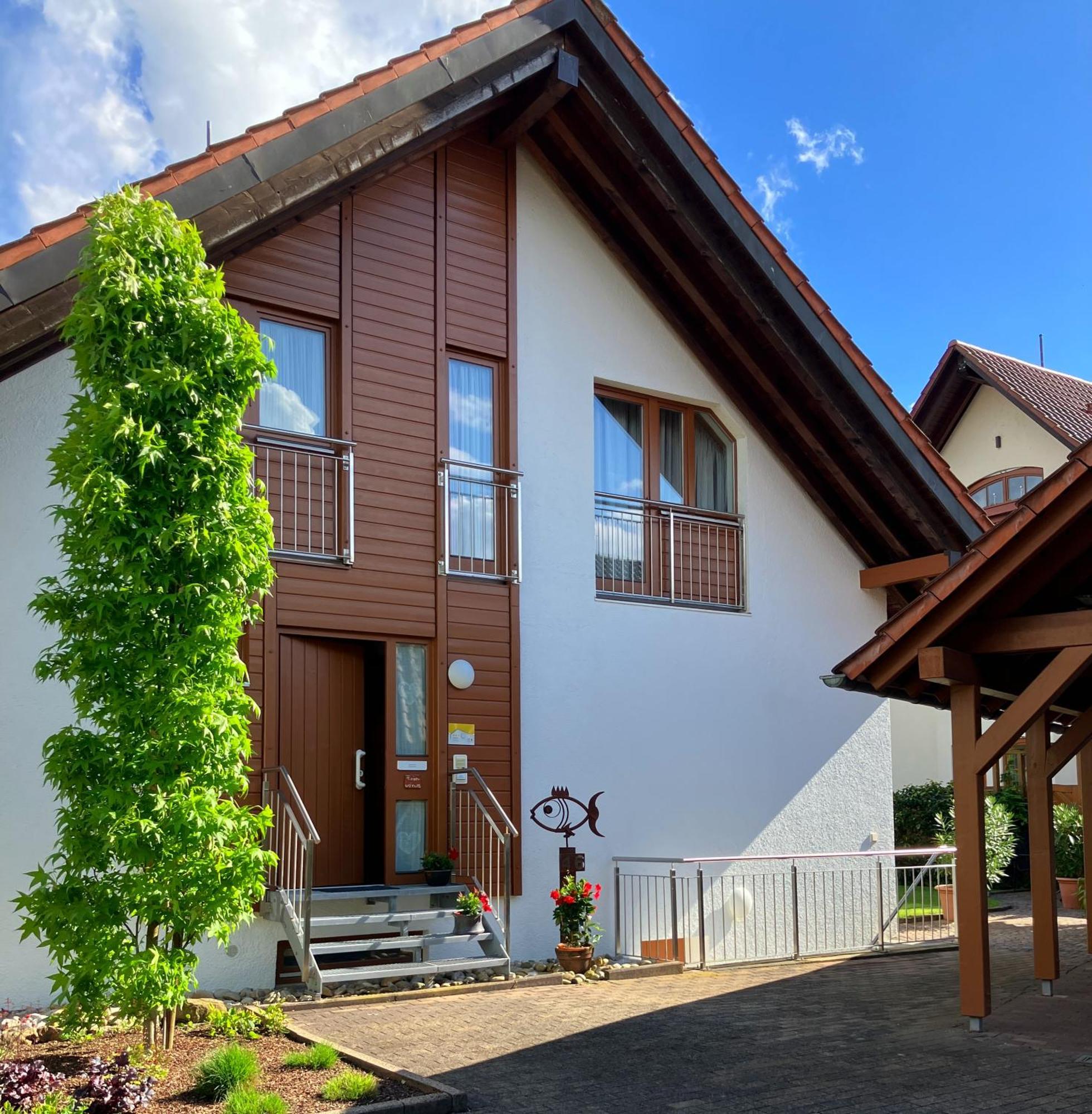 Apartment Im Garten ゲンゲンバッハ エクステリア 写真